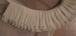 Perfect Pleated Collar in Silk Organza