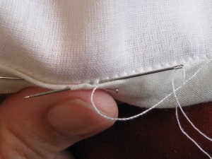 How to Slipstitch | HistoricalSewing.com